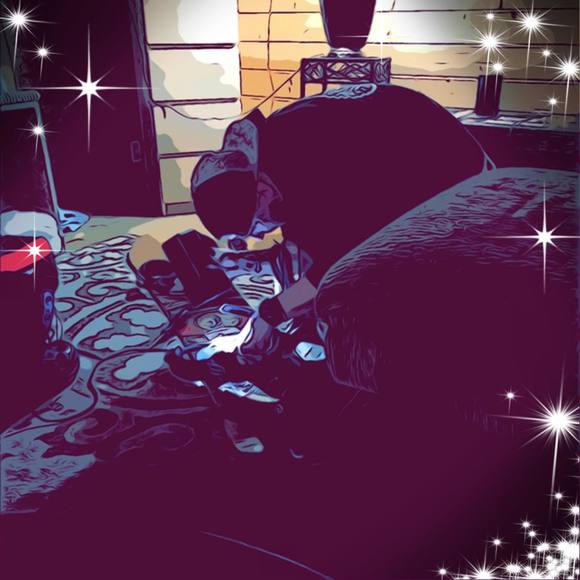 Meet your Posher, Taylor - Picture 1 of 1